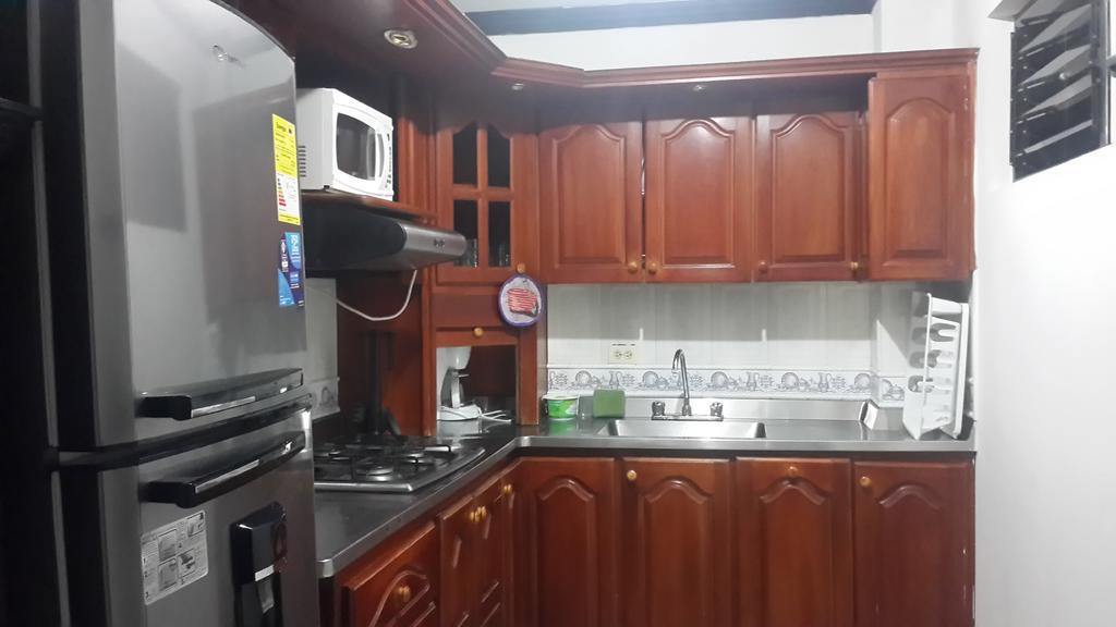 Habitaciones En Medellin Ngoại thất bức ảnh