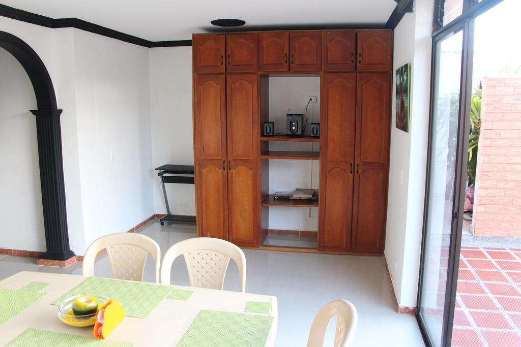 Habitaciones En Medellin Ngoại thất bức ảnh